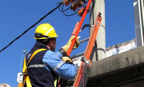 La Epe Interrumpir El Servicio El Ctrico En Barrio De Abril