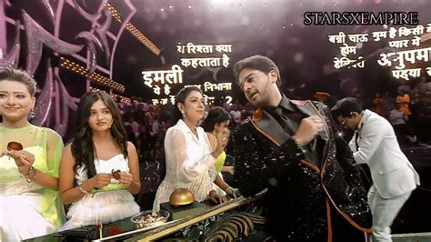 Pin By Sapna On Ravivaar With Star Parivaar Concert Stars