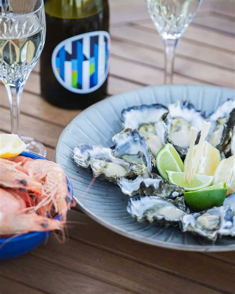 Brighton Oysters | Home of the Mad Shuckers