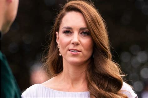 Kate Middleton Virou Uma Esquina Tratamento Revela Fonte Boa