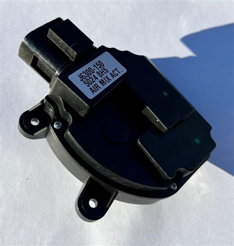 Моторедуктор заслонки отопителя 2170-8127200 Panasonic - цена от 4360 ...