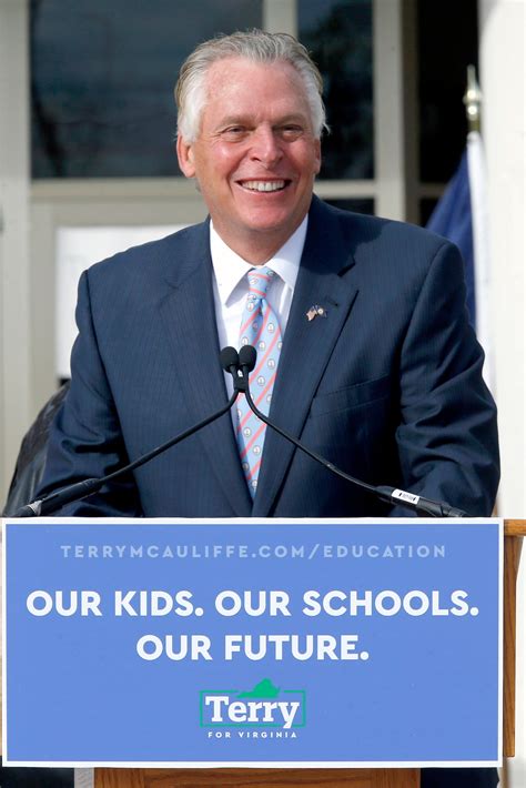 Terry McAuliffe raises record $6.1 million comeback bid for Virginia