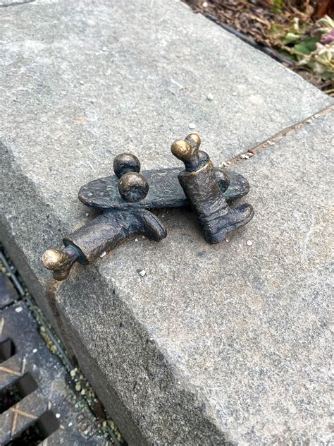 Treasure hunt in Budapest – find the mini Kolodko statues