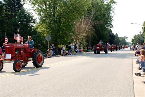 Dsc North Prairie Harvest Festival Parade Harry Malsch