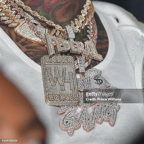 Rapper Moneybagg Yo Jewelry Detail Attends Money Bagg Yo 4eva