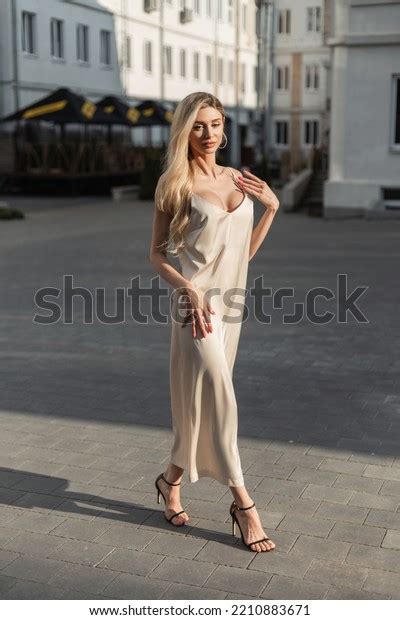 Fashion Pretty Sexy Blonde Woman Stylish Stock Photo 2210883671 Shutterstock