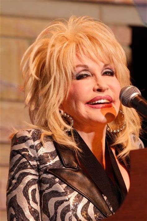 Dolly Parton During A Ceremony Honoring Reba Mcentire Bobby Braddock