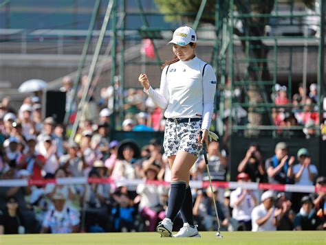 19歳の桜井心那がプレーオフを制しツアー初v 桑木志帆が2位資生堂レディス最終r Golf報知