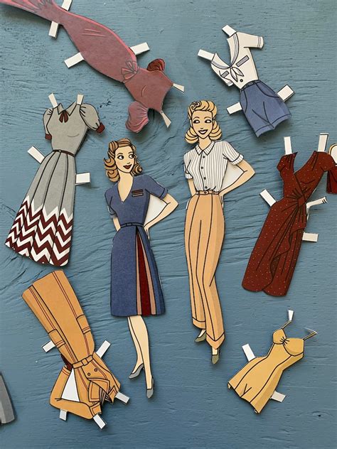 1940s Style Retro Paper Doll 2 Sheets 14 Outfits And 2 Dolls Etsy