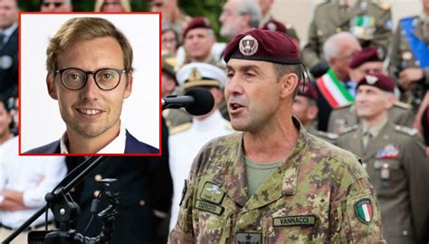 Il segretario della Lega di Modena Golinelli sostiene il generale Vannacci Essere gay è contro