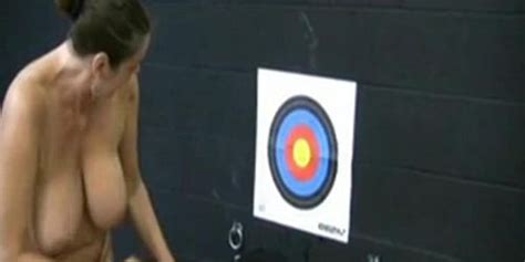 Carrie Moon Milf Helps Out Tnaflix