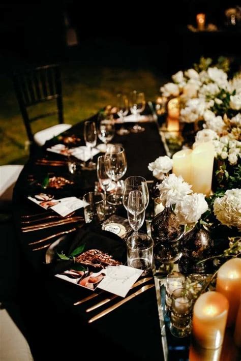 20 Black Tablecloth With Gold Runner The Urban Decor