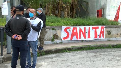 Oltre la galleria di Solofra la Sanità non esiste è protesta YouTube