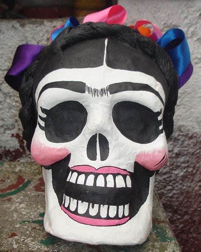 Calaveras: Calaveras de Papel Maché