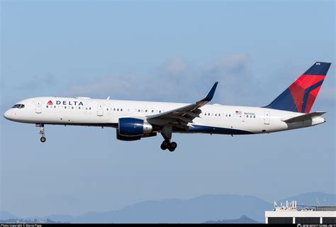 N695DL Delta Air Lines Boeing 757 232 Photo By Marco Papa Sky Lens