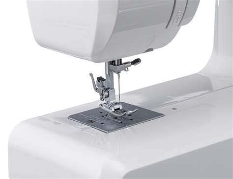 Электромеханическая швейная машина Janome 1388 — Швейные машины Janome ...