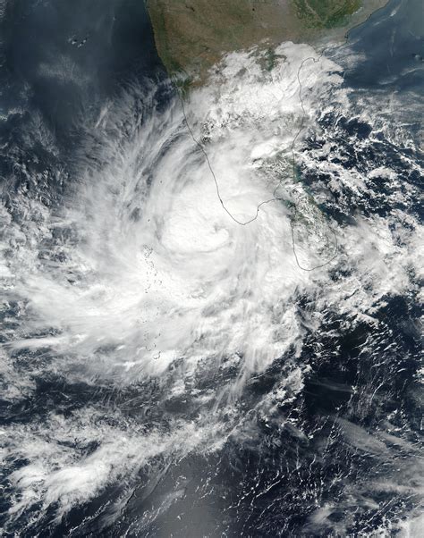 Suomi NPP Catches Birth Of Northern Indian Ocean Tropical Cyclone Ockhi