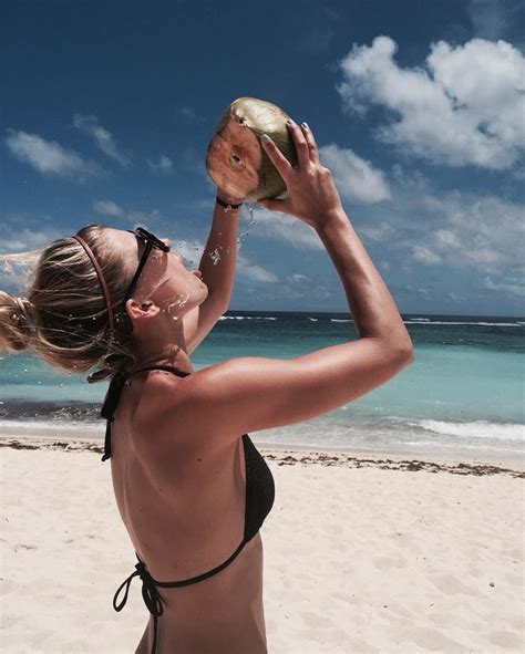 Hot Sexy Cecilia Forss Bikini Pics