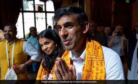 Rishi Sunak Wife Akshata Murty Take A Break From G Visit Akshardham