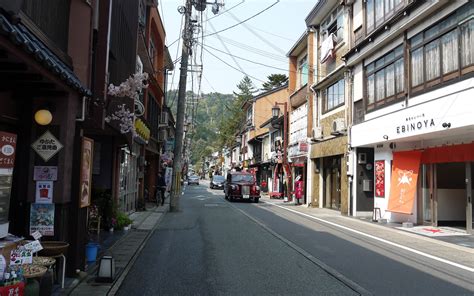 Kinosaki Onsen Town: Relax in the 7 Legendary Hot Springs