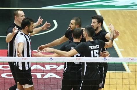 Be Ikta Evinde Afyon Y Nta A Puan Vermedi Voleybolunsesi