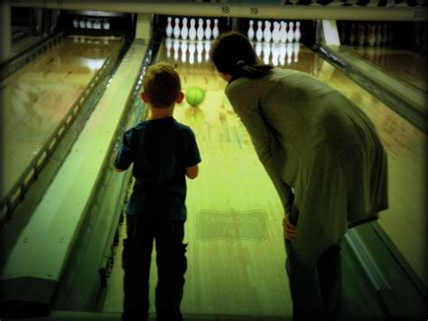 Summer Fun For Kids - Free Bowling! - Outnumbered 3 to 1