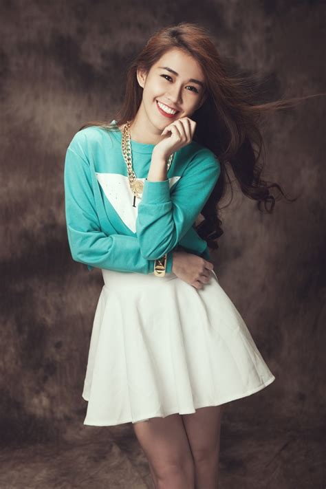 Nh Th Xinh Nh M Ng C A Hot Girl Vi T