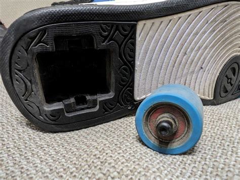 Кросовки с роликом в пятке HEELYS: 250 грн. - Роликові ковзани Київ на Olx