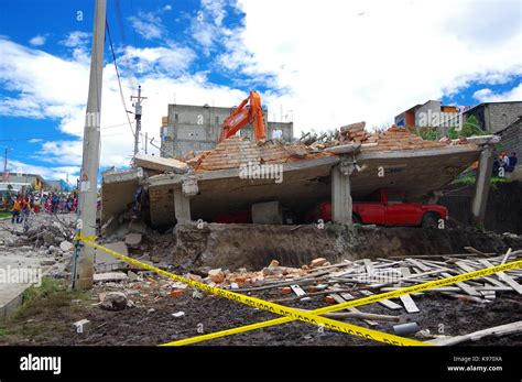 Quito Ecuador April House Destroyed By Earthquake With