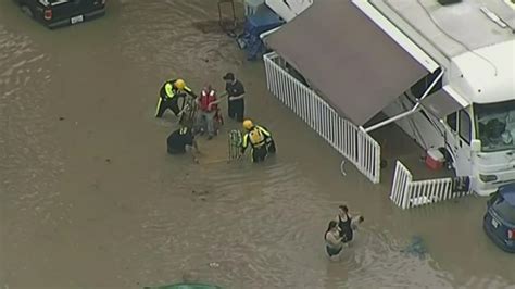 Intensas Lluvias E Inundaciones En Dallas Texas Dejan Al Menos Una