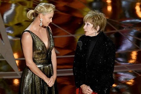 Social Media Gushes Over Shirley MacLaine After Oscars Appearance - TheWrap