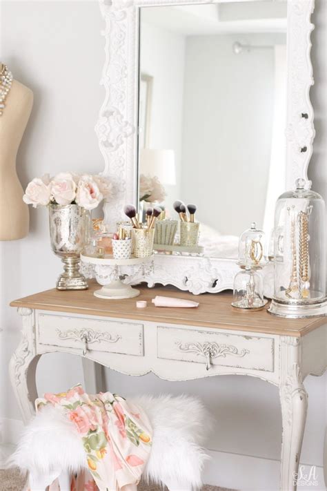 Tips To Organize And Style An Elegant Vanity Elegant Vanity Bedroom