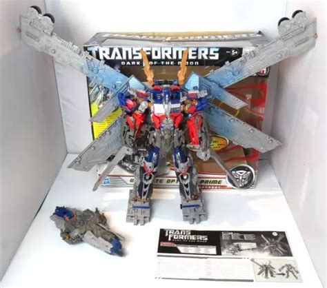 TRANSFORMERS OPTIMUS PRIME Dark Of The Moon Ultimate Class Completo