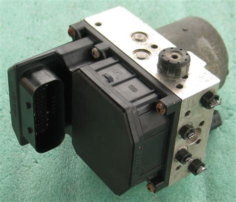 ABS Unit 4B0 614 517 G 0265225124 Bosch 0 265 950 055 Audi A6 VW Passat