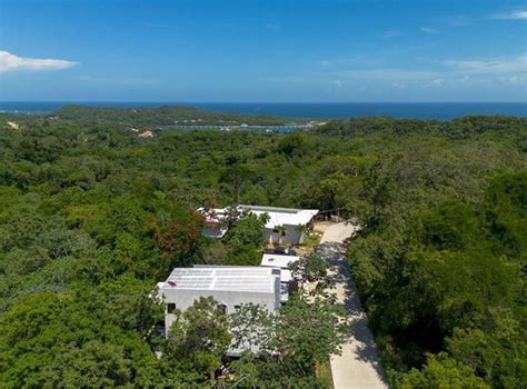 Roatan, Bay Islands Department, Address available on request House for ...