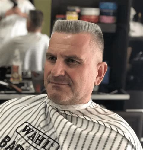 Flat Top Haircut: A Guide to Styles and Maintenance - 2026