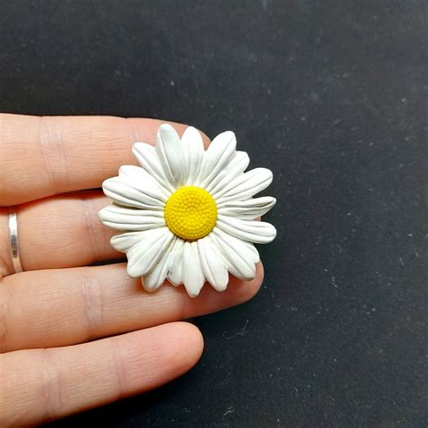 1970s Avon Daisy Perfume Brooch Plastic Flower Hard Perfume Etsy