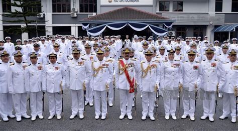 Perbarisan Penuh Istiadat Harian Metro