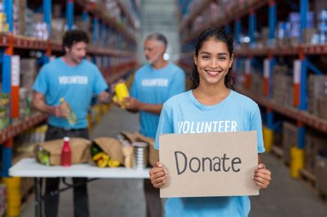 What Is Volunteerism Definition Examples Tips And Advantages