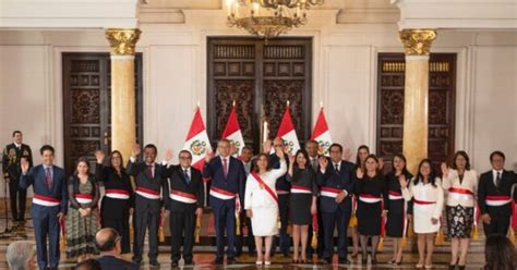 Amid Protests Peru S New Leader Swears In Cabinet Breitbart