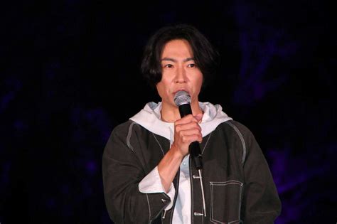 相葉雅紀：櫻井翔とのイタリアでの“恐怖体験”明かす ホラー川柳も披露 主演映画「“それ”がいる森」公開直前イベント Mantanweb