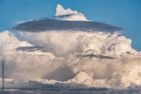 Wolken Vertikale Wolke Cumulonimbus Kumulonibus Gewitterwolke