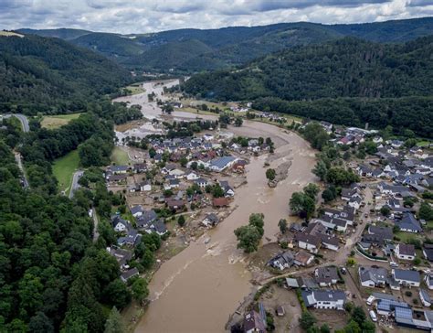 Versicherer Große Katastrophen wie Ahrtal Flut werden häufiger