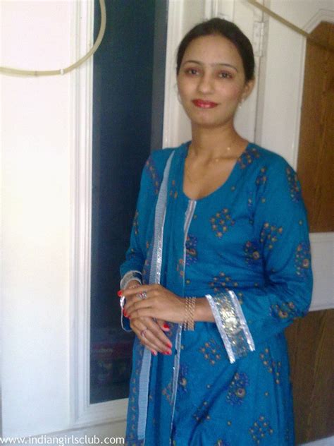 Real Indian Housewife Need Deep Hot Sex Indian Girls Club