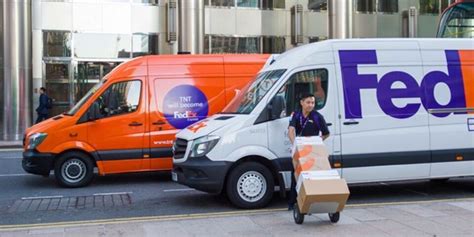 Las filiales españolas de FedEx y TNT plantean un ERE