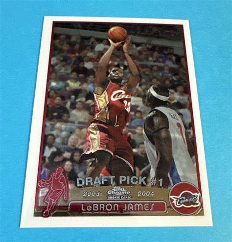 2003 04 Topps Chrome LeBron James ROOKIE Card 111 NO RESERVE High