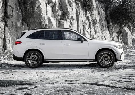 Mercedes Benz Glc 220d 4matic Mild Hybrid Advanced Nuove Listino Prezzi Auto Nuove Automotoit