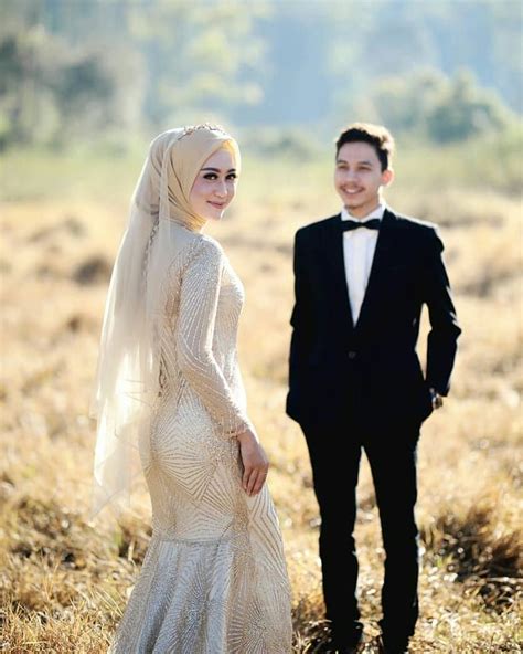 Akad Nikah Pakai Baju Hitam Jonathan Hardacre