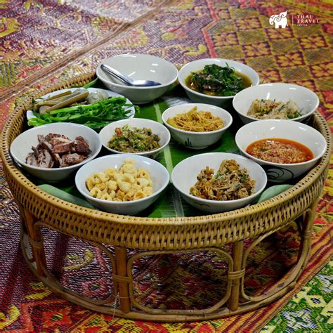 immerse yourself in the authentic northern Thai cuisine: Khan Toke ...