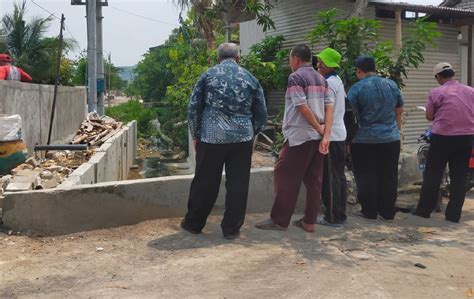 Tak Peduli Aturan Anggota BPD Ikut Garap Proyek Ipal Komunal Desa